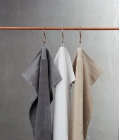 Serviette De Toilette SORUNDA 50x100 Gris KRONBORG -Royal Oak || Basic Soldes Boutique 176448