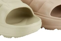 Claquettes LAXVIK Taille 35-42 Ass. 5 Claquettes LAXVIK Taille 35-42 Ass. -Royal Oak || Basic Soldes Boutique 179343